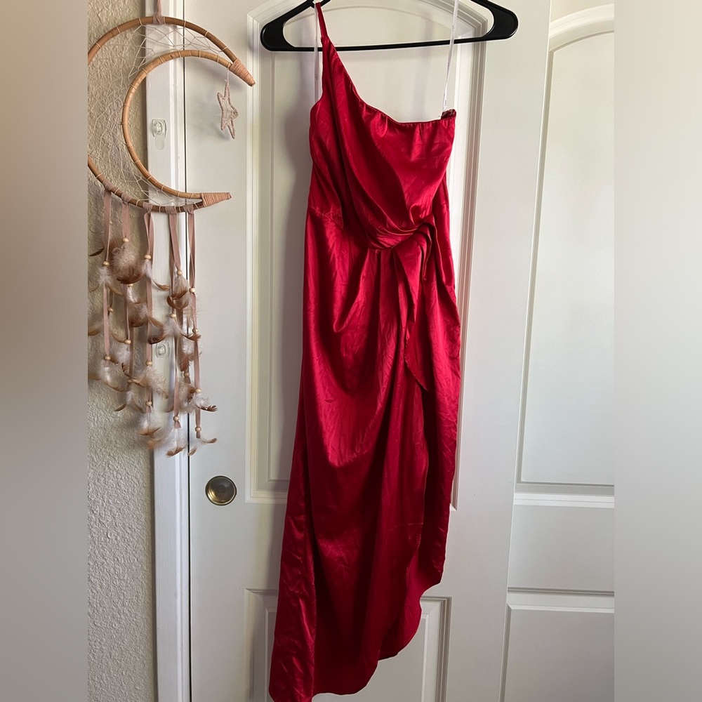 Gorgeous Red Lulus One shoulder Dress